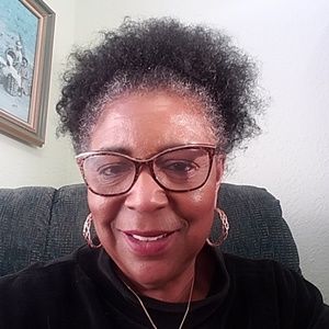 Meet your Posher, Eunice